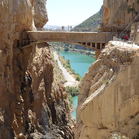 Atico Guadalhorce - Mirador Privado Con Barbacoa Y Solarium Lejlighed Álora Eksteriør billede